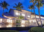 bahamas-paradise-island-luxury-beachfront-estate-for-sale-1-1152x600