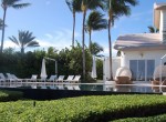 bahamas-paradise-island-luxury-beachfront-estate-for-sale-5-1152x600