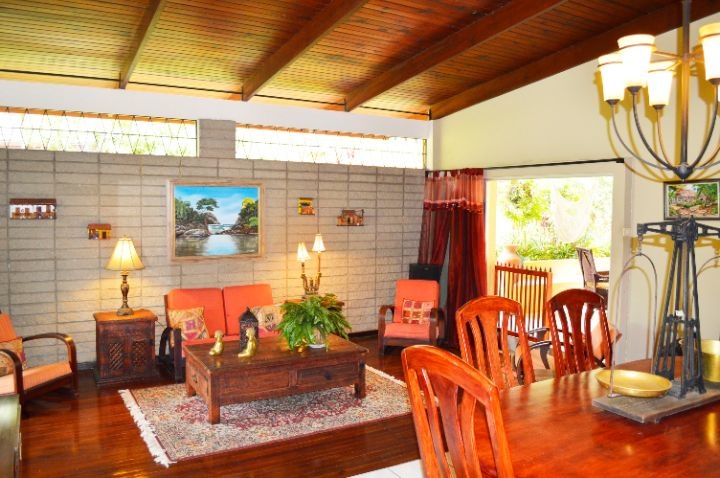 MARAVAL MANSION FOR SALE